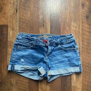 Arizona light wash jean shorts